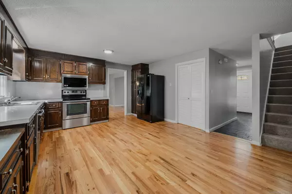 Waterford, CT 06385,34 Rogers Hill Road