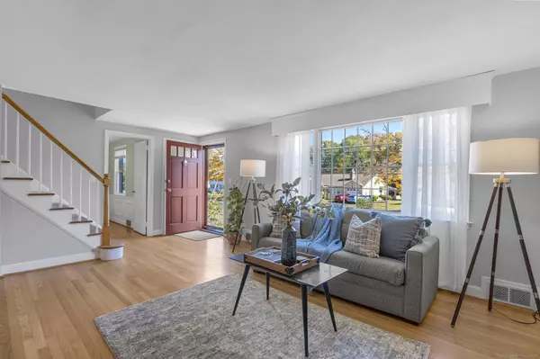 West Hartford, CT 06107,9 Brookmoor Road