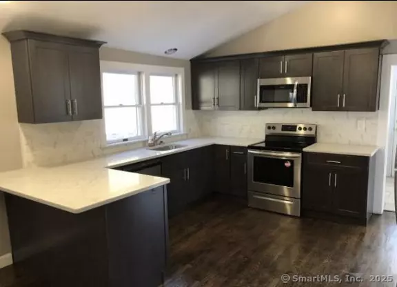 Glastonbury, CT 06073,519 Hopewell Road