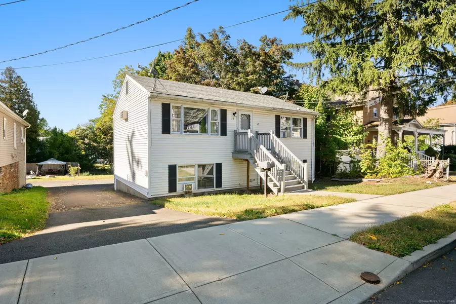 28 Orient Street, Meriden, CT 06450
