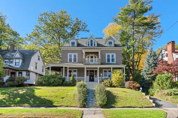 137 Girard Avenue, Hartford, CT 06105