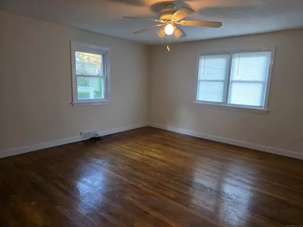 Waterbury, CT 06708,481 Bunker Hill Avenue