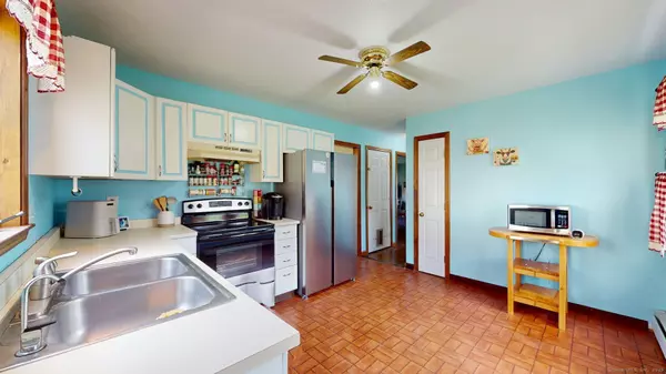 Enfield, CT 06082,28 Eileen Lane