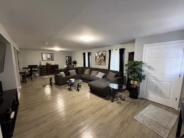 Montville, CT 06382,254 Norwich New London Turnpike #B