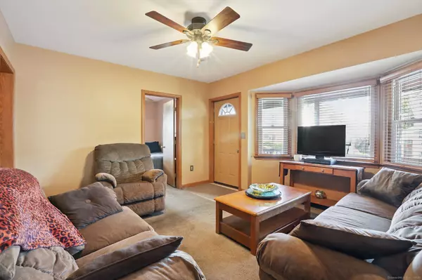 Danbury, CT 06810,14 Summit Street