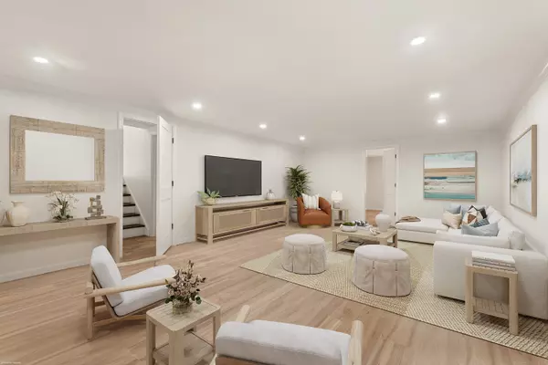 Greenwich, CT 06878,48 Meyer Place