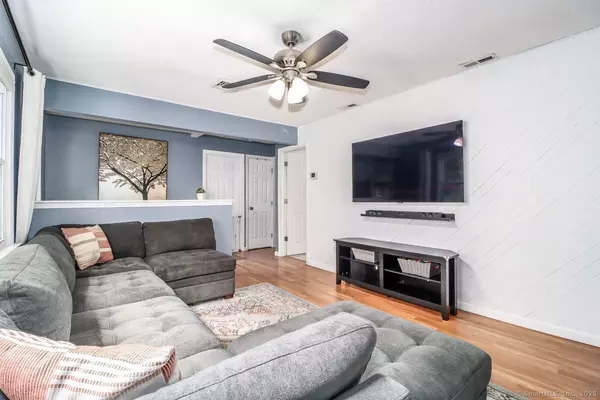 New Milford, CT 06784,18 Green Pond Road