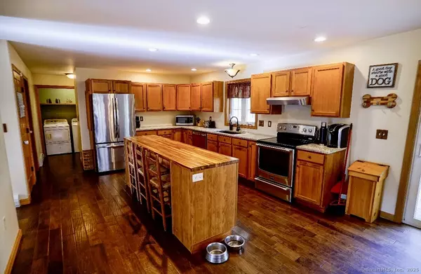 Thompson, CT 06255,15 Ryler Court
