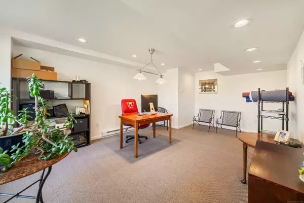 Oxford, CT 06478,709 Championship Drive #709