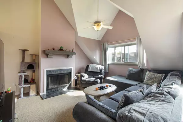 Branford, CT 06405,48 Montoya Drive #48