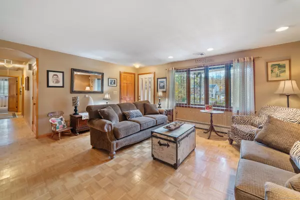 Southington, CT 06489,398 Lazy Lane