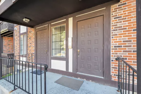 Hamden, CT 06514,365 Mather Street #APT 138