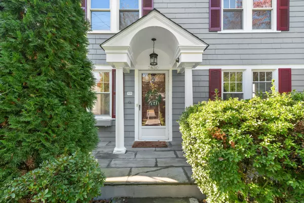Darien, CT 06820,2630 Boston Post Road
