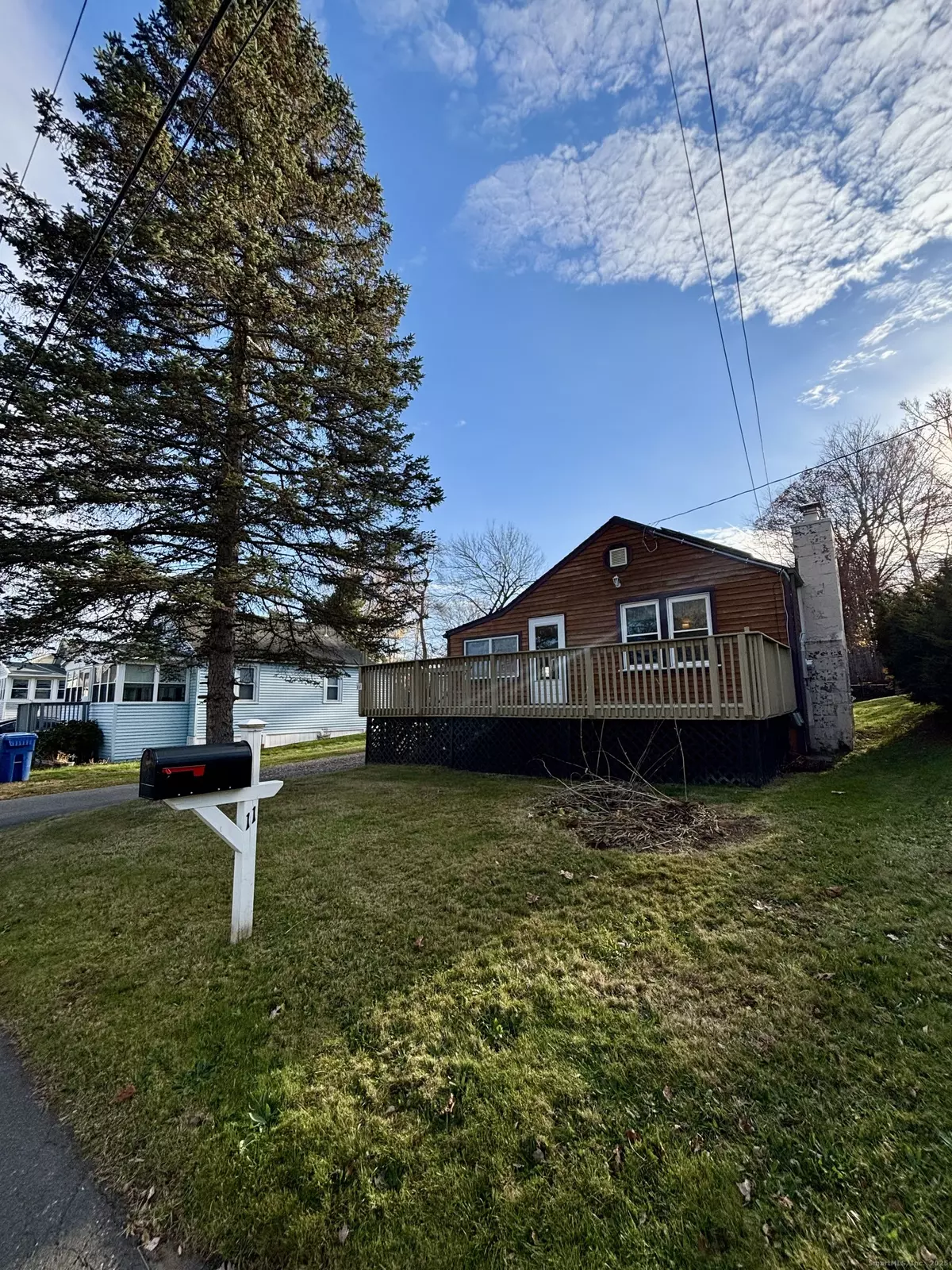 East Hampton, CT 06424,11 West Street