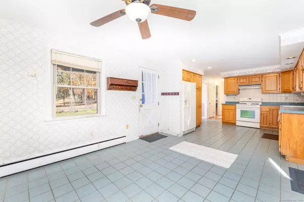 Windsor, CT 06095,40 Alden Road