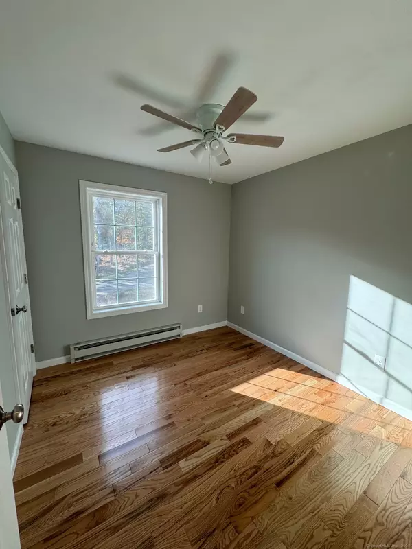 North Stonington, CT 06359,446D Norwich Westerly Road