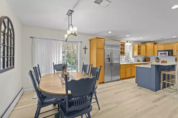 Hebron, CT 06231,20 Mohegan Lane