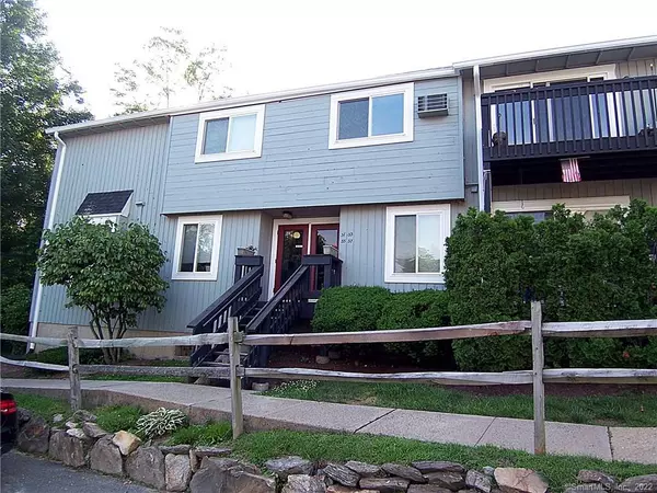 57 Ameridge Drive #57, Bridgeport, CT 06606