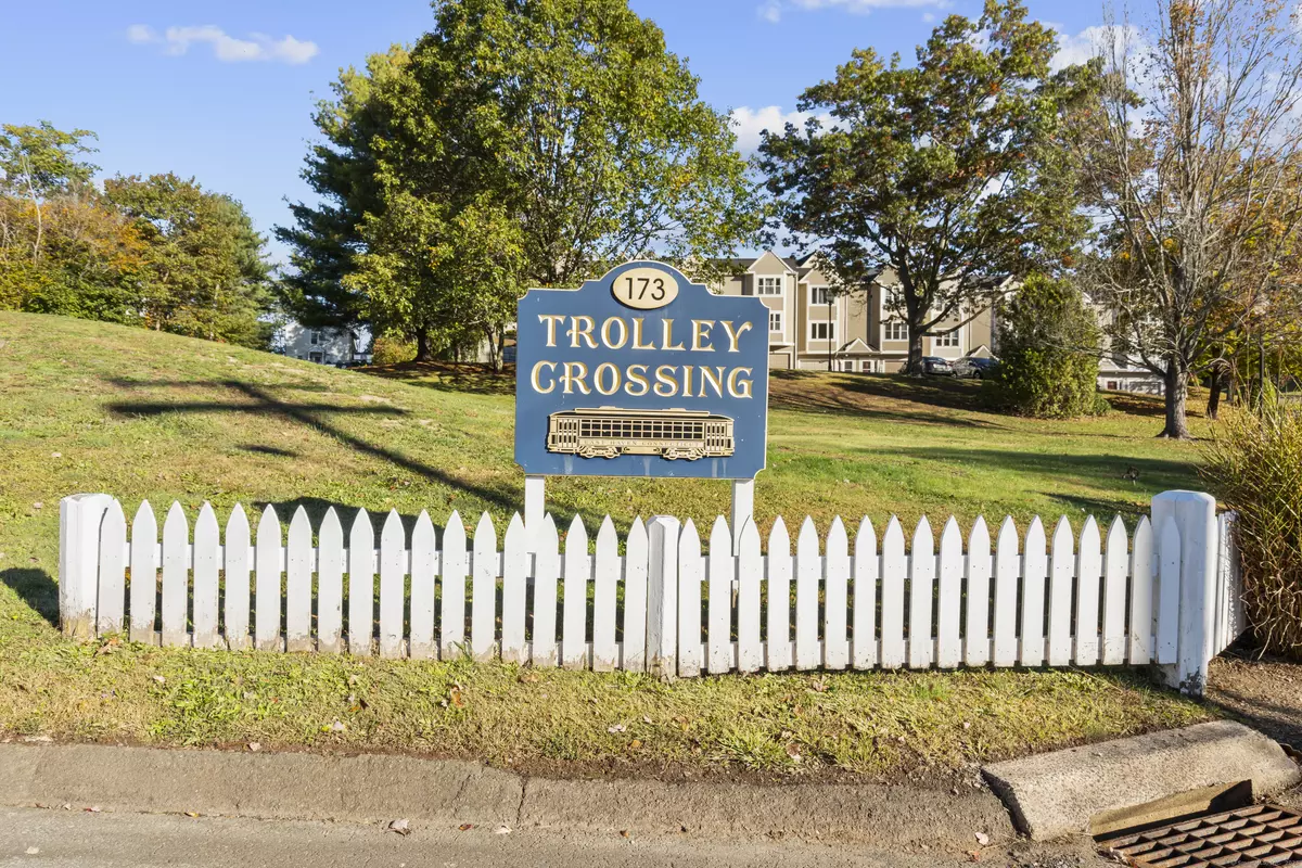 East Haven, CT 06513,173 Russo Avenue #609