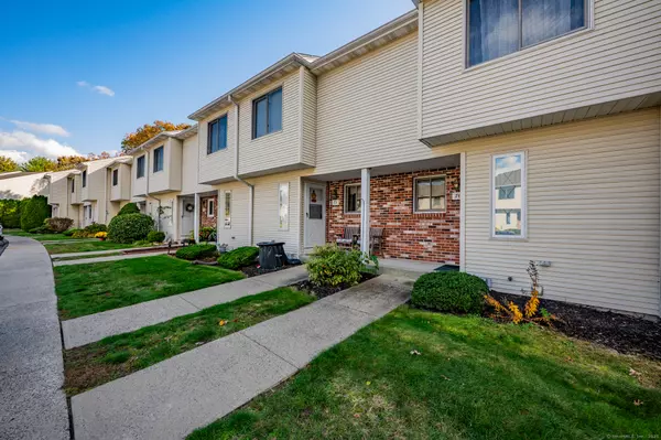 Bristol, CT 06010,410 Emmett Street #76