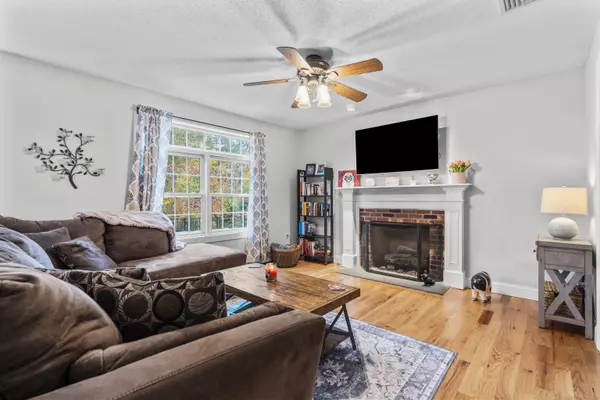 Bolton, CT 06043,51 Country Club Road