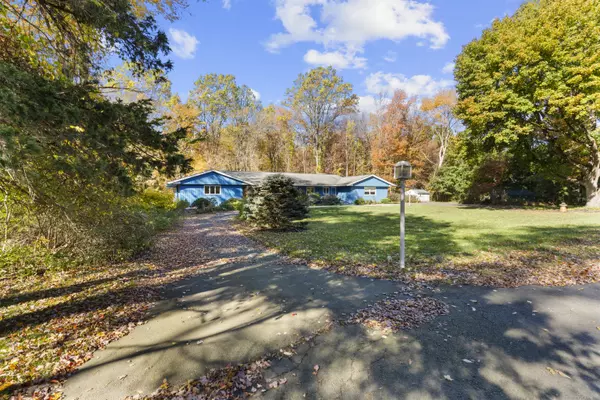 Woodbridge, CT 06525,51 Brookwood Drive