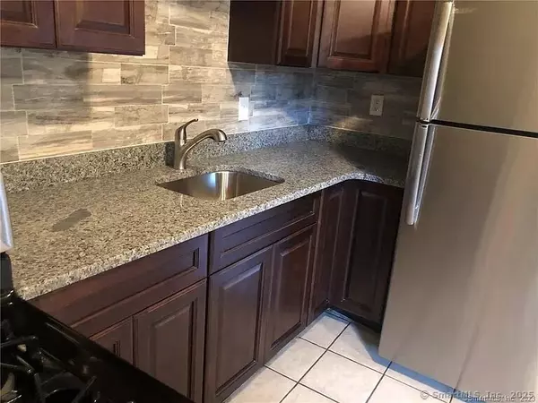 Hartford, CT 06120,63 Seyms Street #3rd Floor