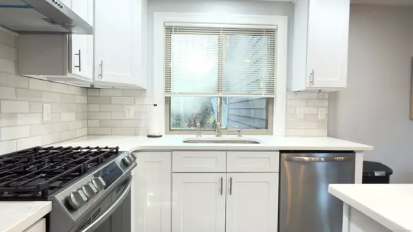 Stratford, CT 06614,44 Powder Mill Road #C