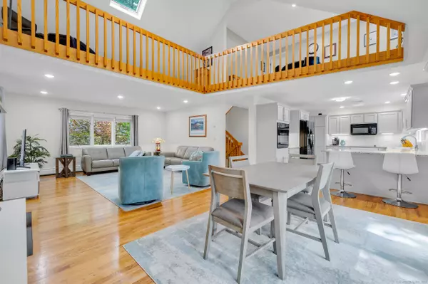 Guilford, CT 06437,201 Mulberry Point Road