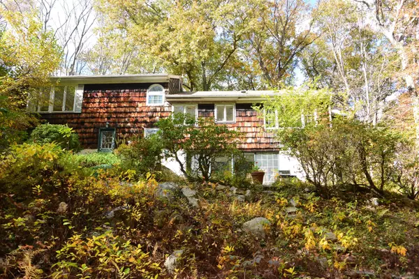 New Canaan, CT 06840,439 Cheese Spring Road