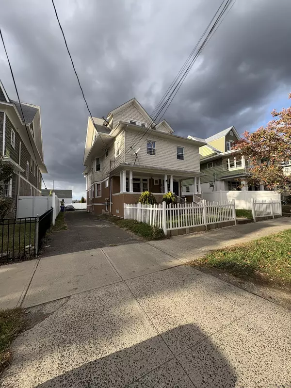 Bridgeport, CT 06604,1872 North Avenue
