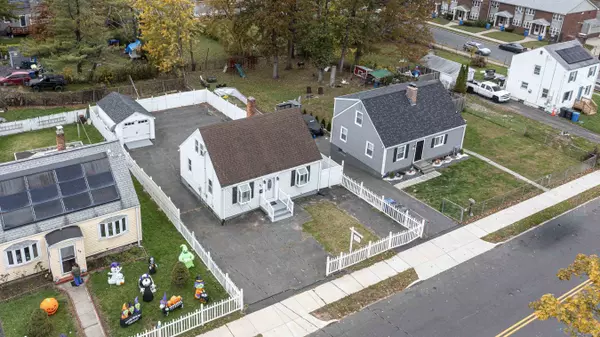 Hartford, CT 06106,83 Stone Street