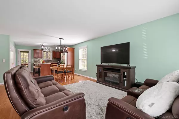 Vernon, CT 06066,6 Elizabeth Lane #3