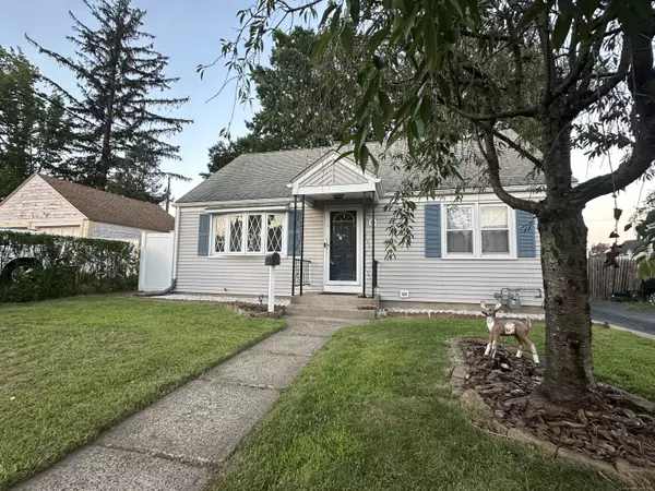 10 Kenyon Place, East Hartford, CT 06108