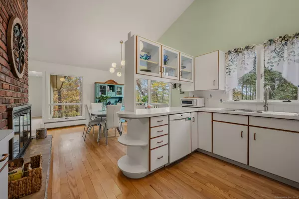 Bozrah, CT 06334,15 Goulart Drive