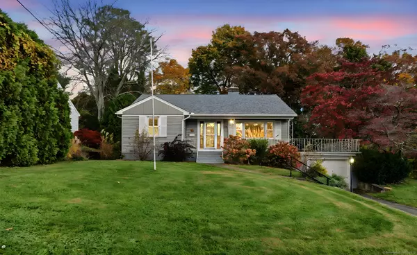 35 Fox Hill Drive, Vernon, CT 06066