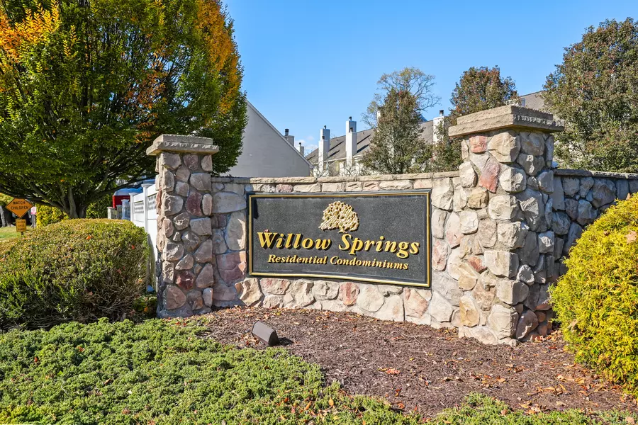 86 Willow Springs #86, New Milford, CT 06776