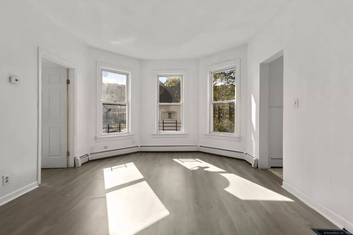 Meriden, CT 06450,141 Crown Street #2