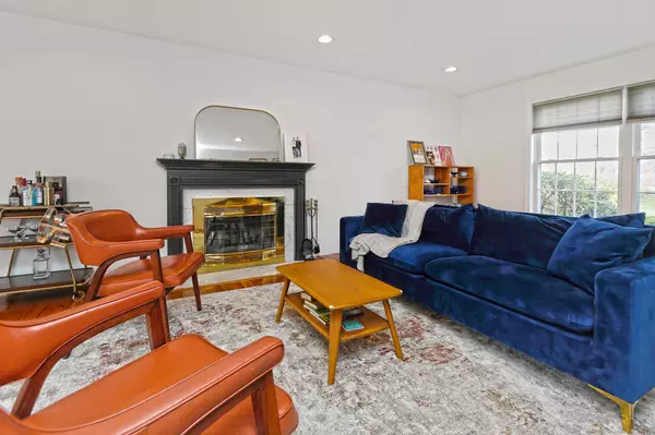 Bristol, CT 06010,351 Witches Rock Road