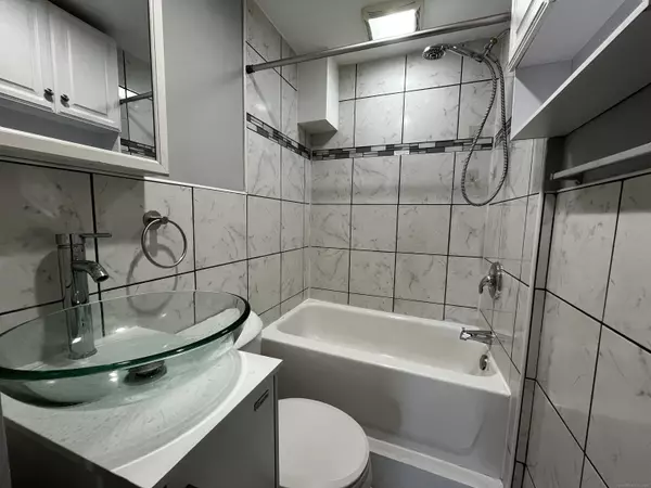 Derby, CT 06418,63 Derby Avenue