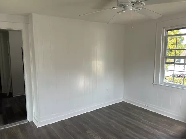 Windsor, CT 06095,121 Pleasant Street