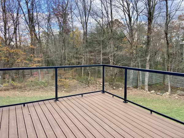 Woodstock, CT 06281,1820 Route 197