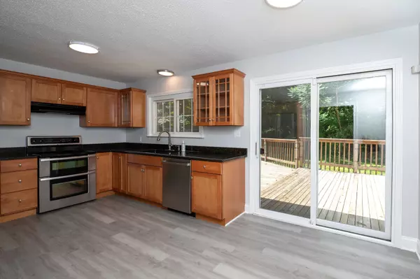 Southington, CT 06444,71 County Road