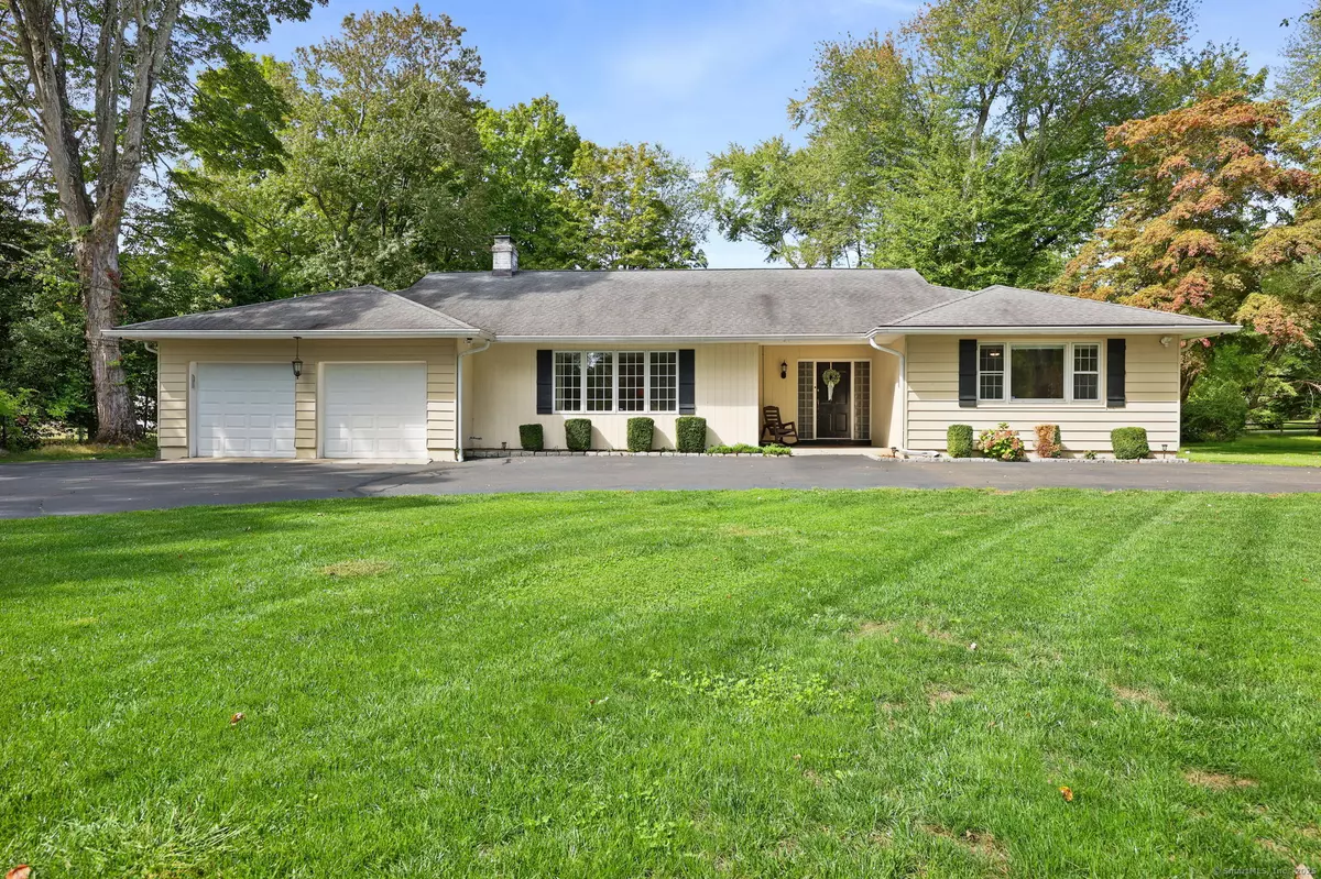 Stamford, CT 06907,1552 Hope Street