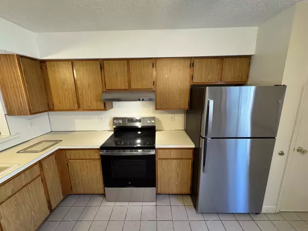 Waterbury, CT 06705,975 Meriden Road #APT 109