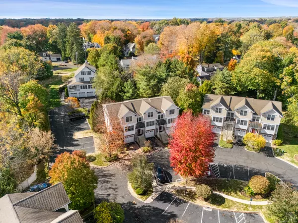 Westport, CT 06880,202 Bradley Lane #202