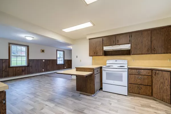 Norwich, CT 06360,23 Waldo Road