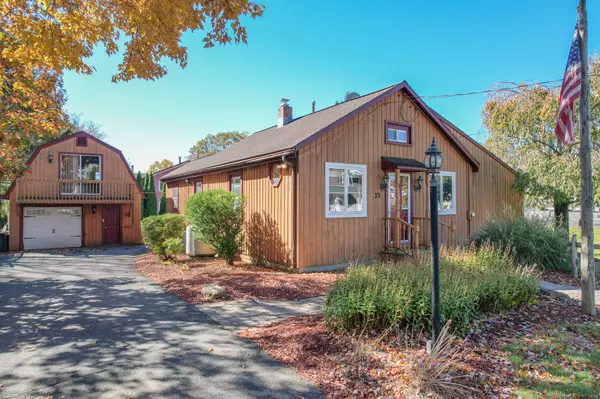 Wolcott, CT 06716,35 Maple Avenue