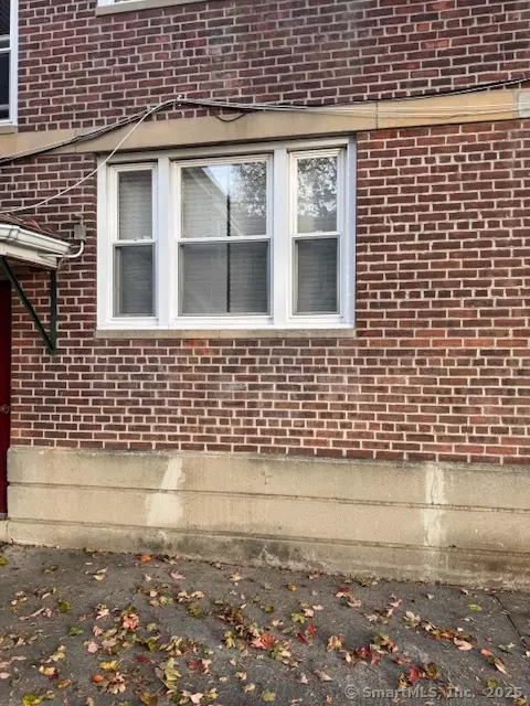 Stratford, CT 06614,117 Canaan Court #Bld 81, 18