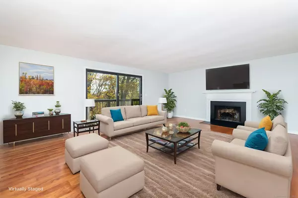 Branford, CT 06405,29 Harbour Village #D